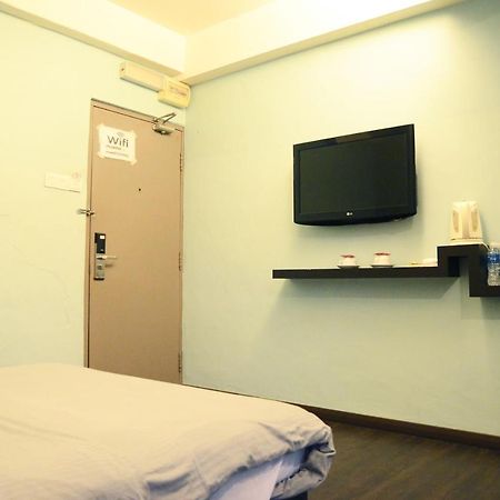 Newland Hotel جوهر بهرو المظهر الخارجي الصورة